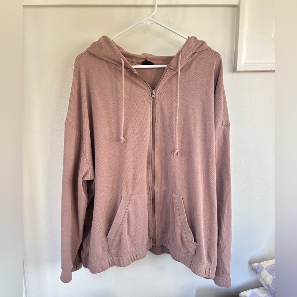 PacSun Ribbed Zip-Up Hoodie in Mauve